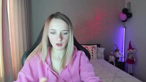 Snapshot of rousereed chatting on 2, 1, 2025 Rouse online show from 2, 1, 2025
