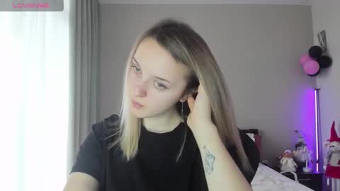 Snapshot of rousereed chatting on 14, 1, 2025 Rouse online show from 14, 1, 2025