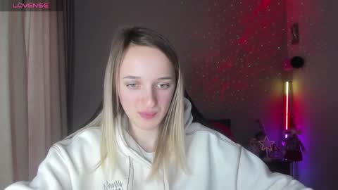 Snapshot of rousereed chatting on 18, 2, 2025 Rouse online show from 18, 2, 2025