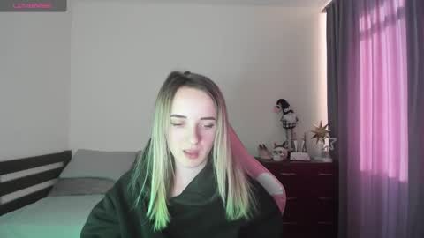 Snapshot of rousereed chatting on 21, 2, 2025 Rouse online show from 21, 2, 2025