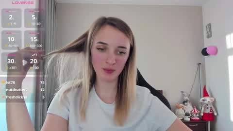 Snapshot of rousereed chatting on 24, 2, 2025 Rouse online show from 24, 2, 2025
