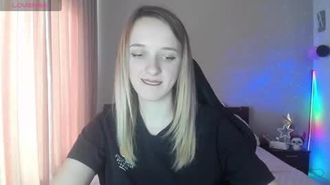 Snapshot of rousereed chatting on 11, 3, 2025 Rouse online show from 11, 3, 2025