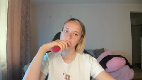 Snapshot of rousereed chatting on 16, 9, 2025 Rouse online show from 16, 9, 2025