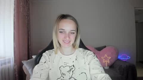 Snapshot of rousereed chatting on 10, 10, 2025 Rouse online show from 10, 10, 2025