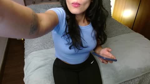 Rouss marie henao  online show from 24, 12, 2024