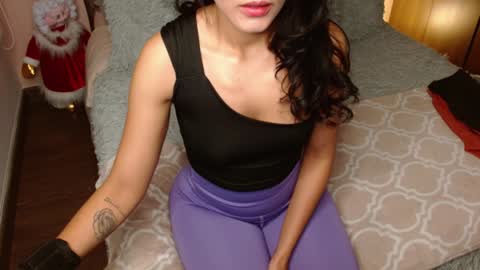 Rouss marie henao  online show from 30, 12, 2024