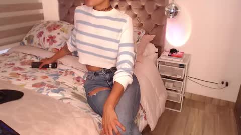 Rouss marie henao  online show from 15, 3, 2026