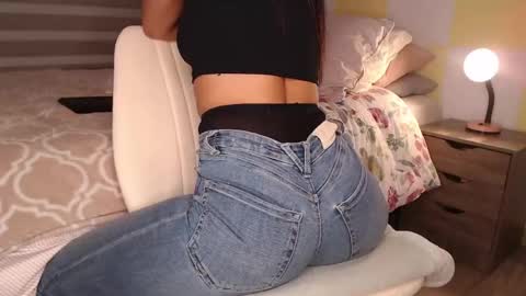 Snapshot of rouss_henao chatting on 19, 5, 2026 Rouss marie henao online show from 19, 5, 2026