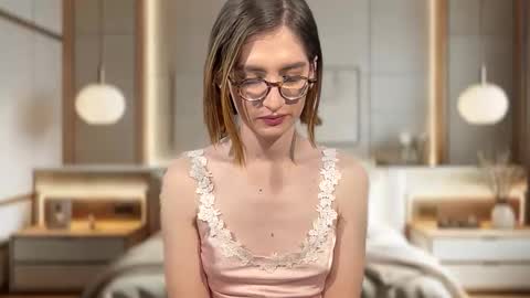 Snapshot of rousse507437 chatting on 16, 12, 2025 rousse507437 online show from 16, 12, 2025