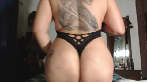 Snapshot of rousse_ellise1 chatting on 19, 6, 2026 rousse online show from 19, 6, 2026