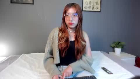 Snapshot of roussy_spicy chatting on 12, 6, 2026 Roussy online show from 12, 6, 2026