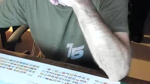 Snapshot of routi chatting on 26, 10, 2025 routi97 online show from 26, 10, 2025