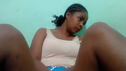 Snapshot of rovaelyah chatting on 21, 9, 2025 rovaelyah online show from 21, 9, 2025