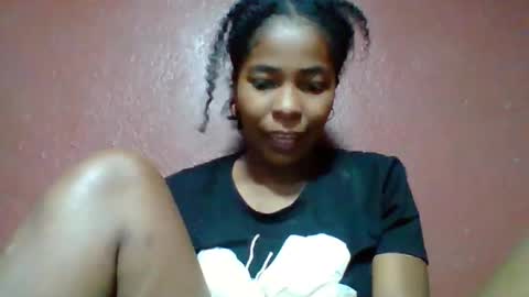 rovaelyah online show from 13, 1, 2026