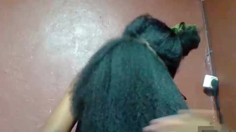 rovaelyah online show from 15, 2, 2026