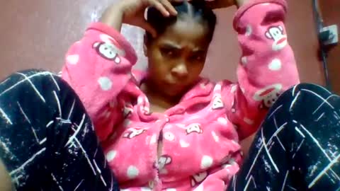rovaelyah online show from 17, 6, 2026