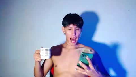 rowanboy23 online show from 26, 11, 2025