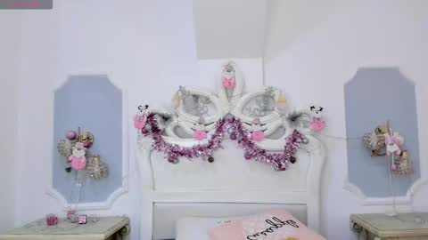 roxana_scott1 online show from 3, 12, 2025