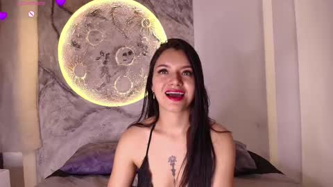 roxanaborns online show from 18, 11, 2025