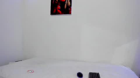 Snapshot of roxanajames__ chatting on 19, 2, 2025 roxy online show from 19, 2, 2025