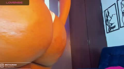 Snapshot of roxanasmiith chatting on 27, 1, 2025 Roxxx Thee Stallion online show from 27, 1, 2025