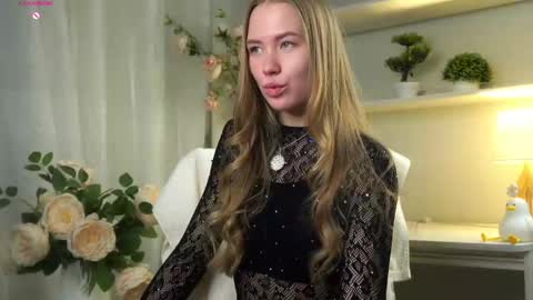 Anna Lokiss online show from 18, 4, 2026