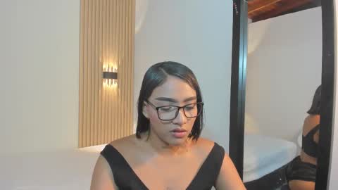 Snapshot of roxanerichie chatting on 4, 12, 2025 roxanerichie online show from 4, 12, 2025