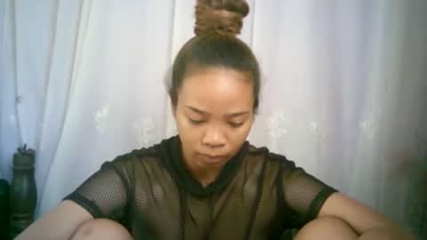 Snapshot of roxanne_98 chatting on 3, 1, 2025 roxanne_98 online show from 3, 1, 2025
