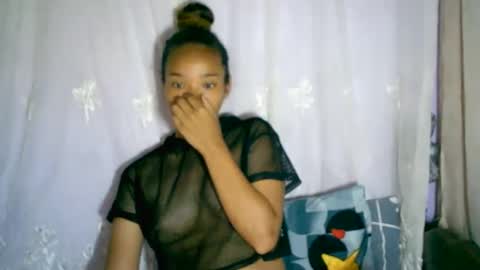 Snapshot of roxanne_98 chatting on 12, 2, 2025 roxanne_98 online show from 12, 2, 2025