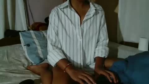 Snapshot of roxanne_98 chatting on 30, 10, 2025 roxanne_98 online show from 30, 10, 2025