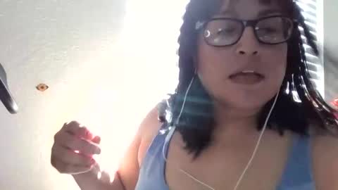 roxannellh online show from 1, 6, 2026