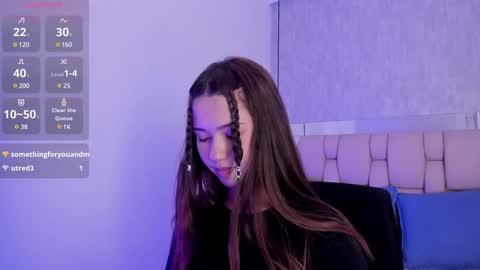 Snapshot of roxie_summers chatting on 6, 2, 2025 Roxie online show from 6, 2, 2025