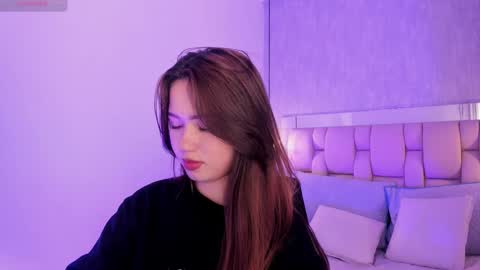 Snapshot of roxie_summers chatting on 15, 2, 2025 Roxie online show from 15, 2, 2025