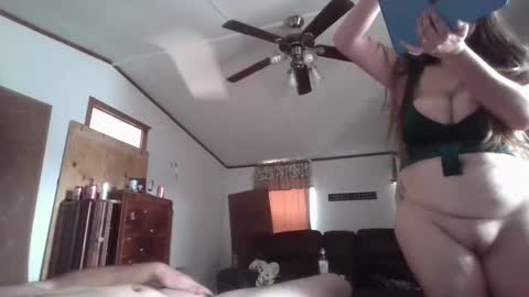 Snapshot of roxiebcali chatting on 17, 9, 2025 Roxybcali online show from 17, 9, 2025