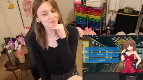 Snapshot of roxiethefox chatting on 28, 9, 2025 roxie online show from 28, 9, 2025