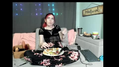 Snapshot of roxihazeleyes chatting on 12, 2, 2025 roxihazeleyes online show from 12, 2, 2025