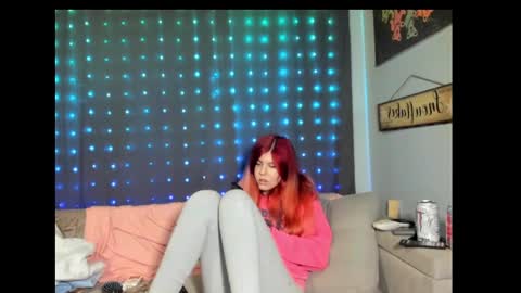 Snapshot of roxihazeleyes chatting on 28, 2, 2025 roxihazeleyes online show from 28, 2, 2025