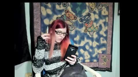 Snapshot of roxihazeleyes chatting on 6, 3, 2025 roxihazeleyes online show from 6, 3, 2025