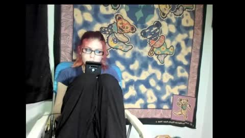 Snapshot of roxihazeleyes chatting on 9, 3, 2025 roxihazeleyes online show from 9, 3, 2025