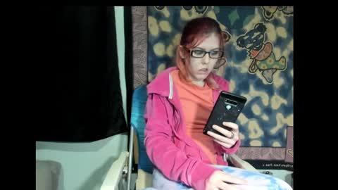 Snapshot of roxihazeleyes chatting on 10, 3, 2025 roxihazeleyes online show from 10, 3, 2025