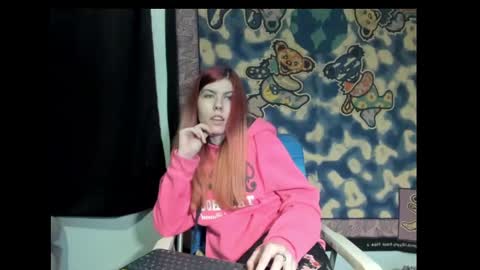 Snapshot of roxihazeleyes chatting on 11, 3, 2025 roxihazeleyes online show from 11, 3, 2025