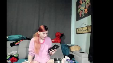 Snapshot of roxihazeleyes chatting on 25, 9, 2025 roxihazeleyes online show from 25, 9, 2025