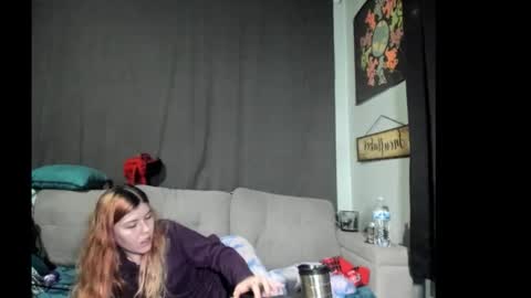 Snapshot of roxihazeleyes chatting on 25, 10, 2025 roxihazeleyes online show from 25, 10, 2025