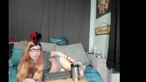 Snapshot of roxihazeleyes chatting on 29, 10, 2025 roxihazeleyes online show from 29, 10, 2025