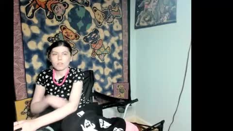 Snapshot of roxihazeleyes chatting on 2, 7, 2026 roxihazeleyes online show from 2, 7, 2026