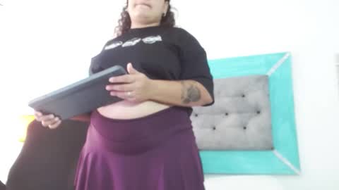 Snapshot of roxx_iie chatting on 17, 10, 2025 roxiie online show from 17, 10, 2025