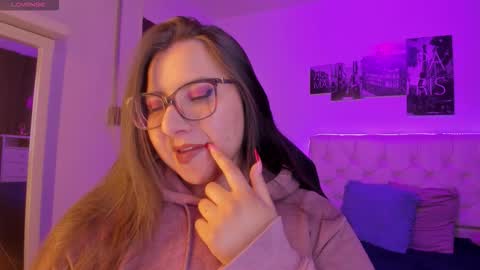 Roxanne Bail online show from 15, 1, 2026