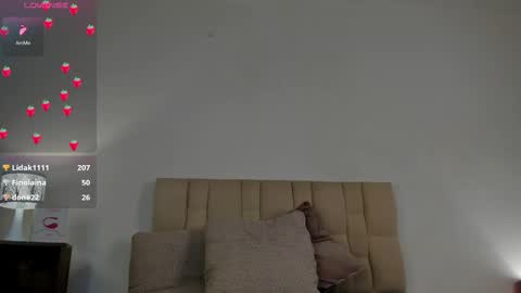 Snapshot of roxxy_mora chatting on 12, 2, 2025 Roxxy online show from 12, 2, 2025