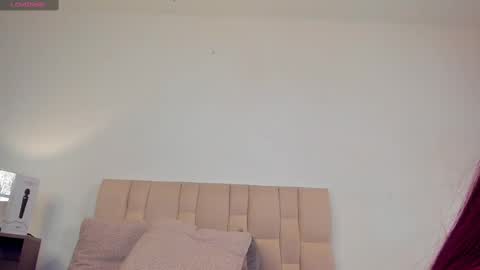 Snapshot of roxxy_mora chatting on 6, 3, 2025 Roxxy online show from 6, 3, 2025