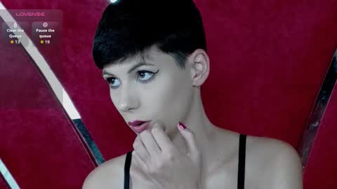 Snapshot of roxxy_rouge chatting on 3, 10, 2025 Roxy online show from 3, 10, 2025